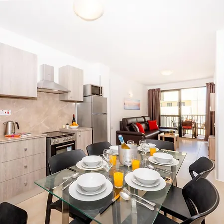 Sea Bliss With Terrace Just Off Seafront In - By Getawaysmalta Lejlighed San Pawl il-Baħar