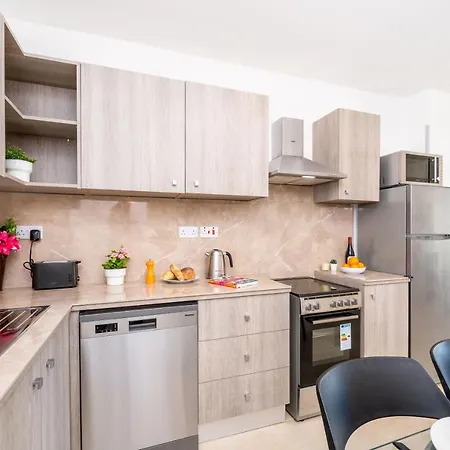 Apartment Sea Bliss With Terrace Just Off Seafront In St Paul's Bay - By Getawaysmalta