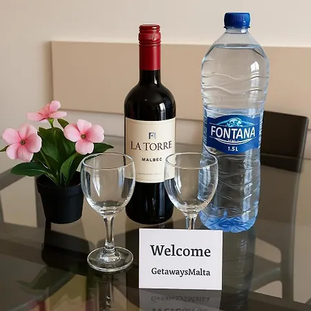 Sea Bliss With Terrace Just Off Seafront In - By Getawaysmalta Apartmán St. Paul's Bay