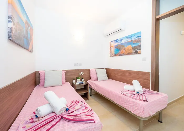 Sea Bliss With Terrace Just Off Seafront In - By Getawaysmalta St. Paul's Bay